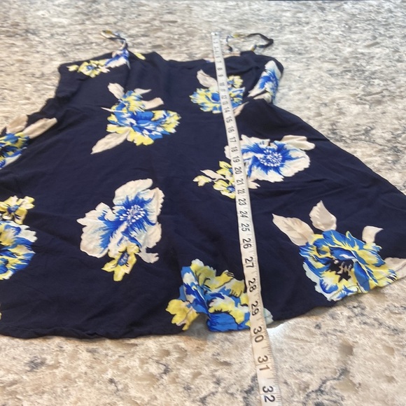 Old Navy | NWOT Floral Sundress Adjustable Straps in Navy Blue Size Medium - Picture 5 of 12